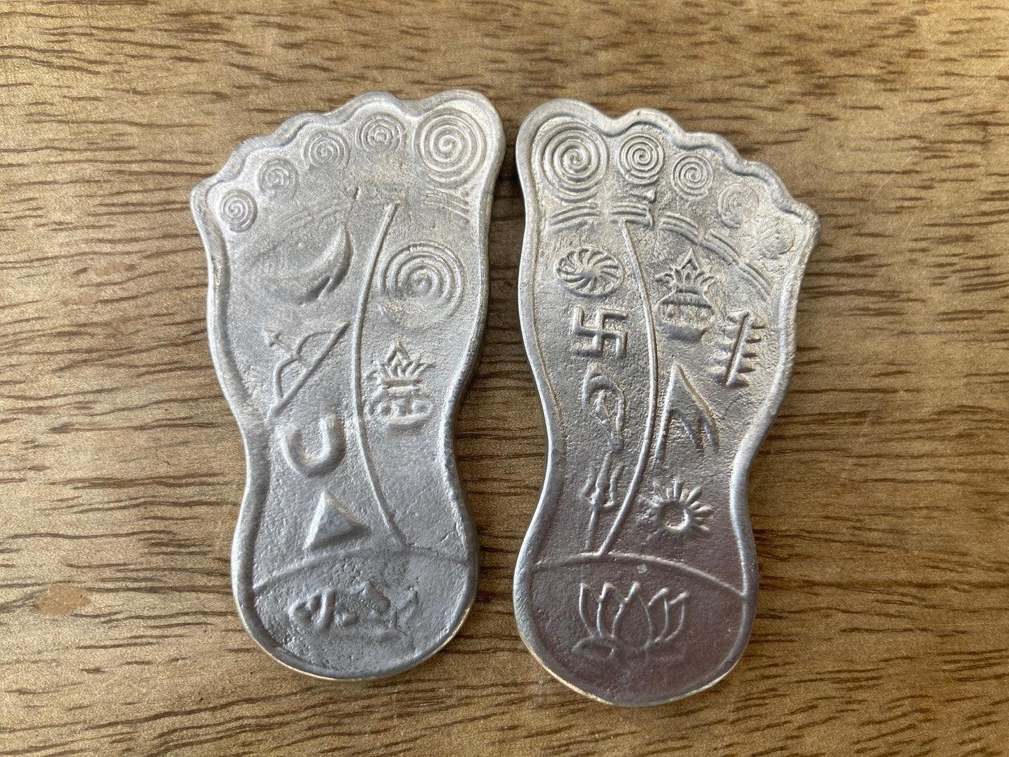 Parad Laxmi Charan Paduka I Sacred Goddess Laxmi Paduka Sacred Hindu Religion Wealth And Prosperity Symbol I Religious Gifts I Pooja Items