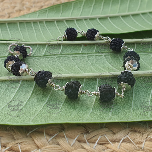 Black Rudraksha silver cap 5 face Mukhi Bracelet- Healing Bracelet- Shiva bracelet - Black Rudraksha-  Japa bracelet - Chanting - Meditation